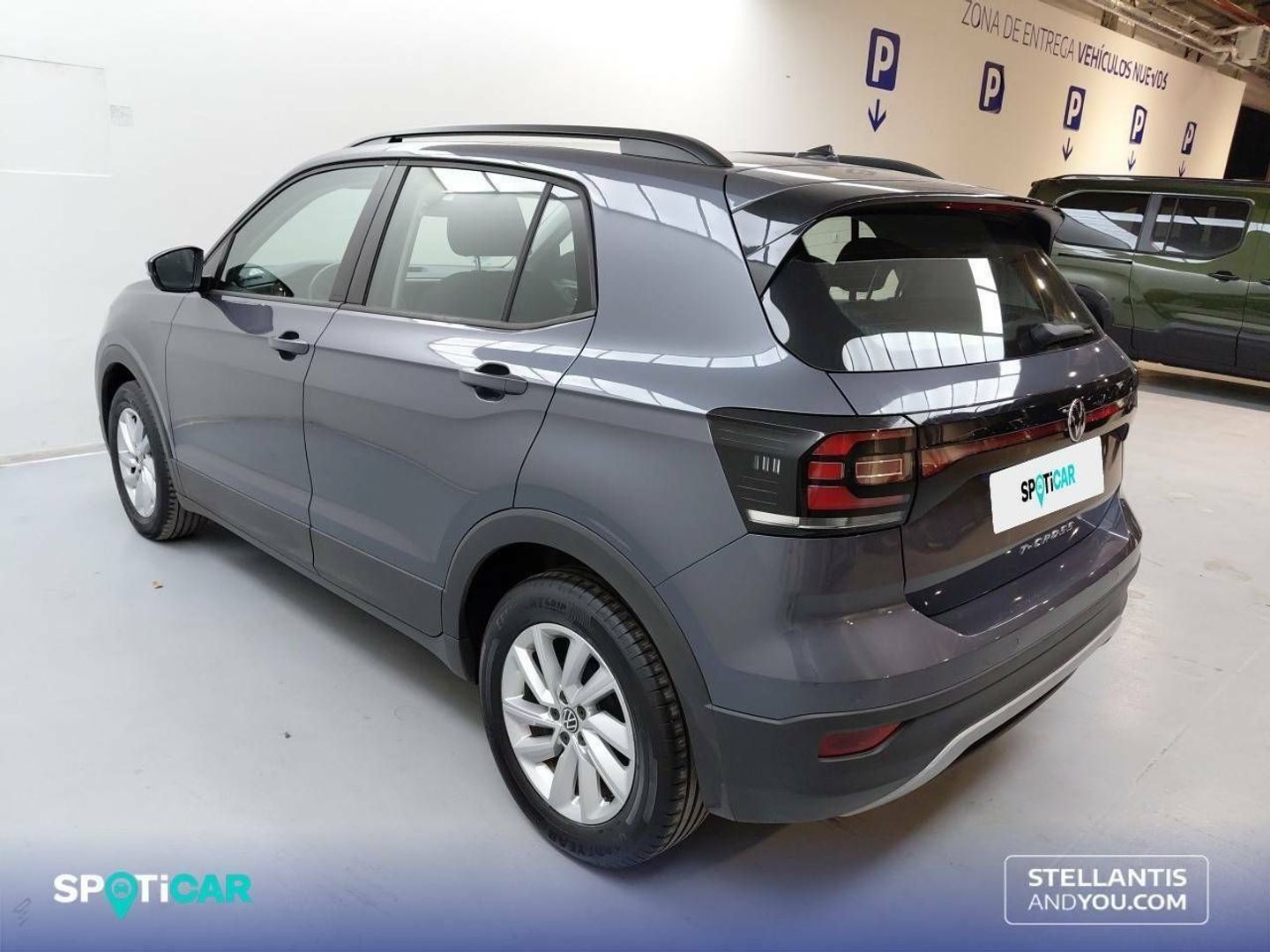 Volkswagen T-Cross Advance 1.0 TSI 70 kW (95 CV) Gris SUV