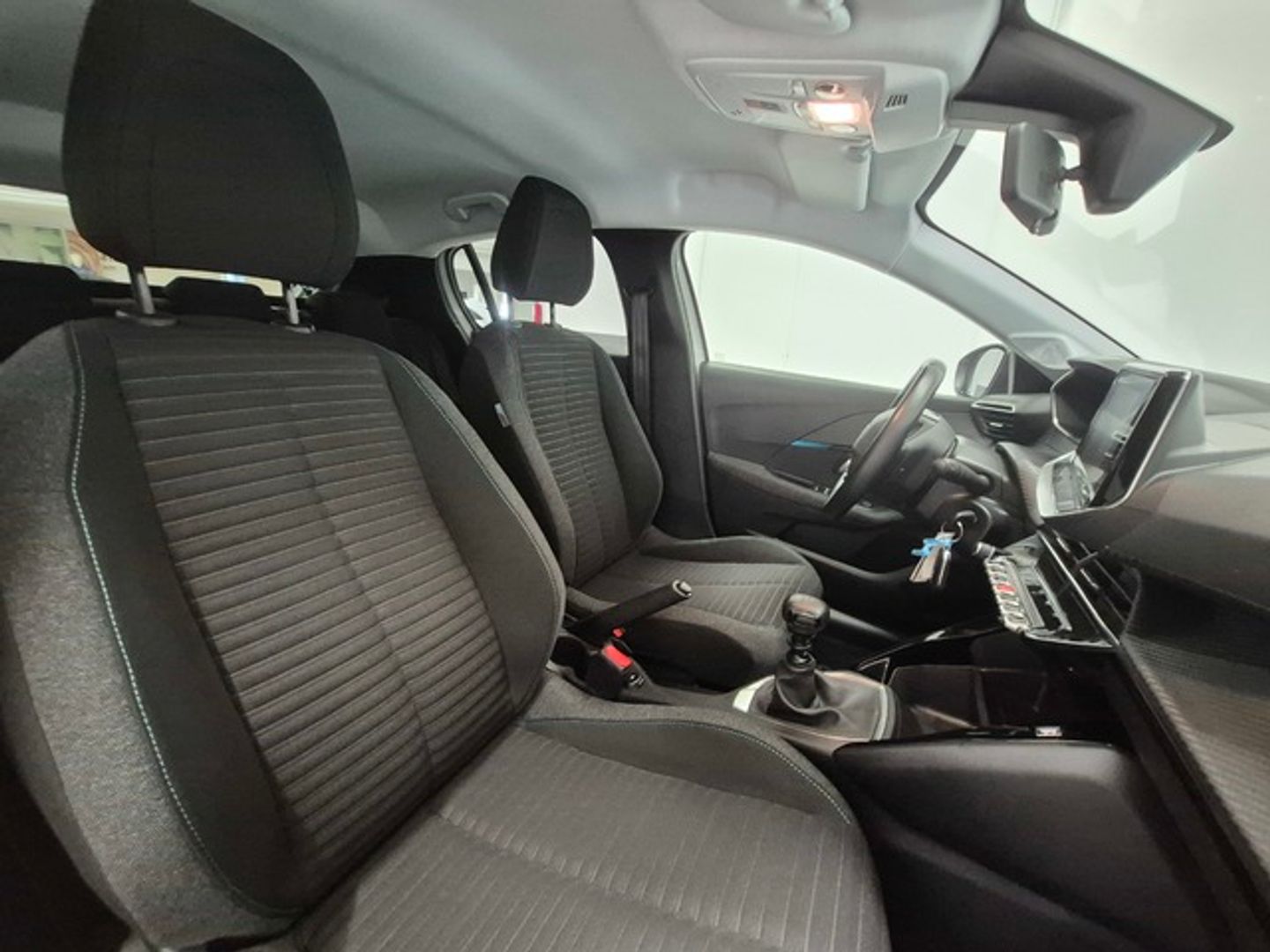 Peugeot 208 PureTech 100 Style 75 kW (100 CV) Blanco Compact