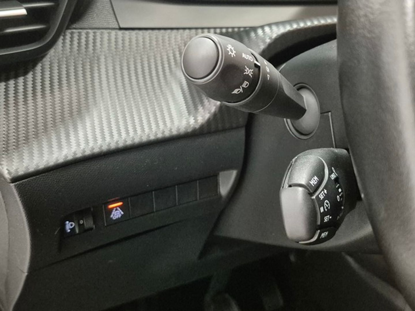 Peugeot 208 PureTech 100 Style 75 kW (100 CV) Blanco Compact