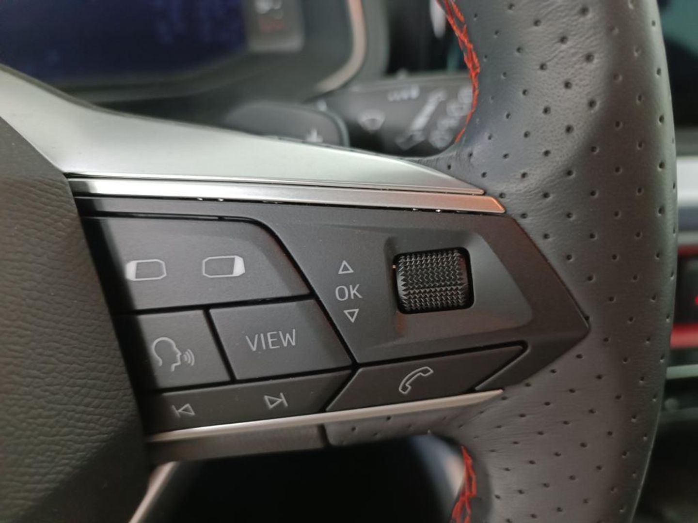 SEAT Arona 1.5 TSI FR XM DSG 110 kW (150 CV) Blanco SUV
