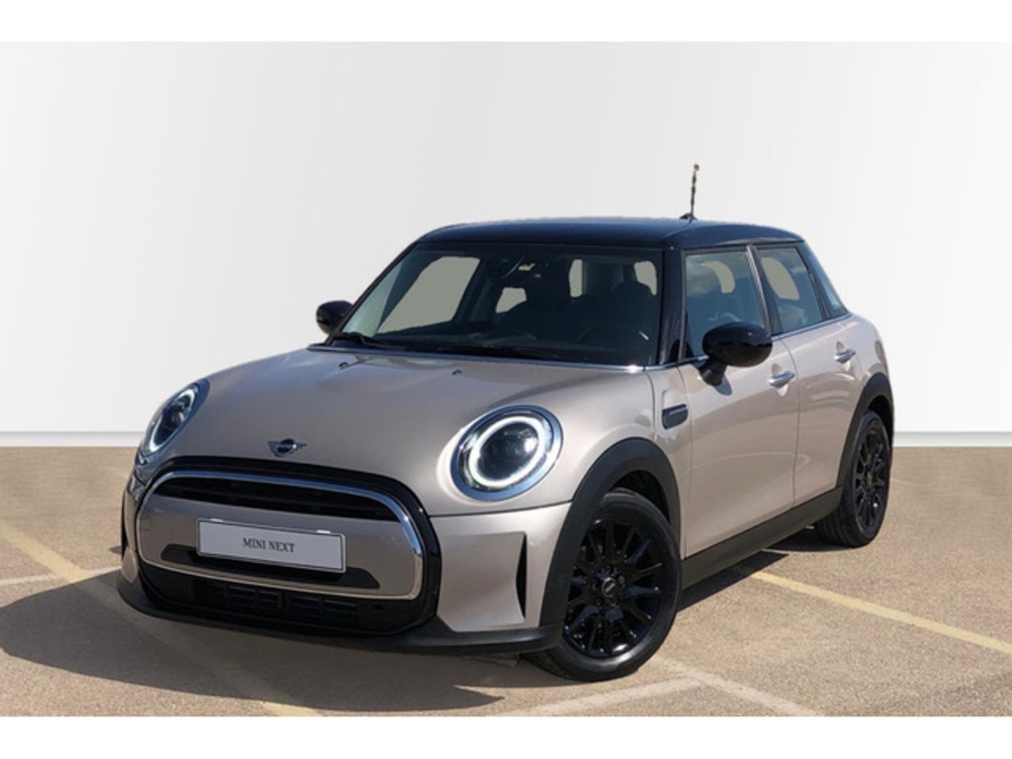 MINI MINI 5 Puertas Cooper 100 kW (136 CV) Gris Compact