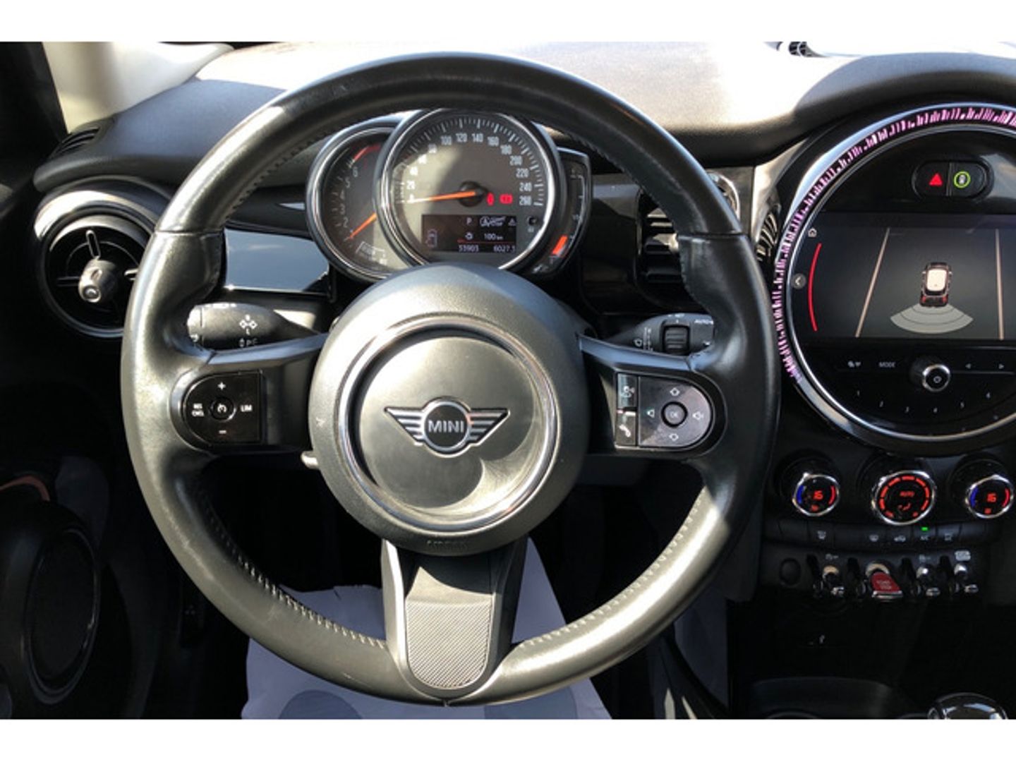 MINI MINI 5 Puertas Cooper 100 kW (136 CV) Gris Compact