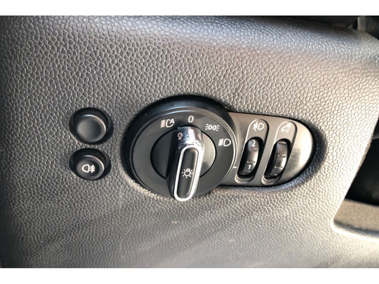 MINI MINI 5 Puertas Cooper 100 kW (136 CV) Gris Compact