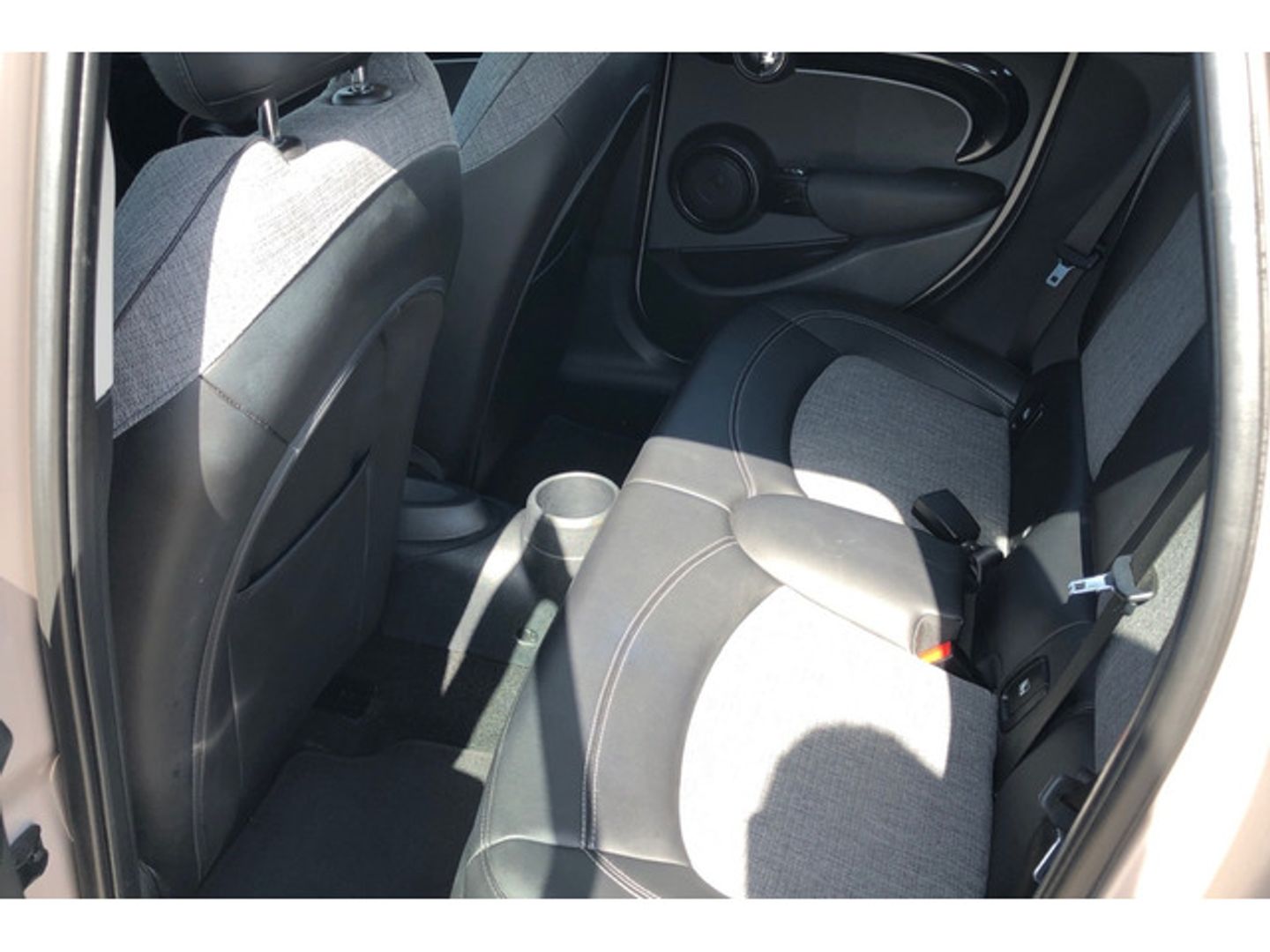 MINI MINI 5 Puertas Cooper 100 kW (136 CV) Gris Compact
