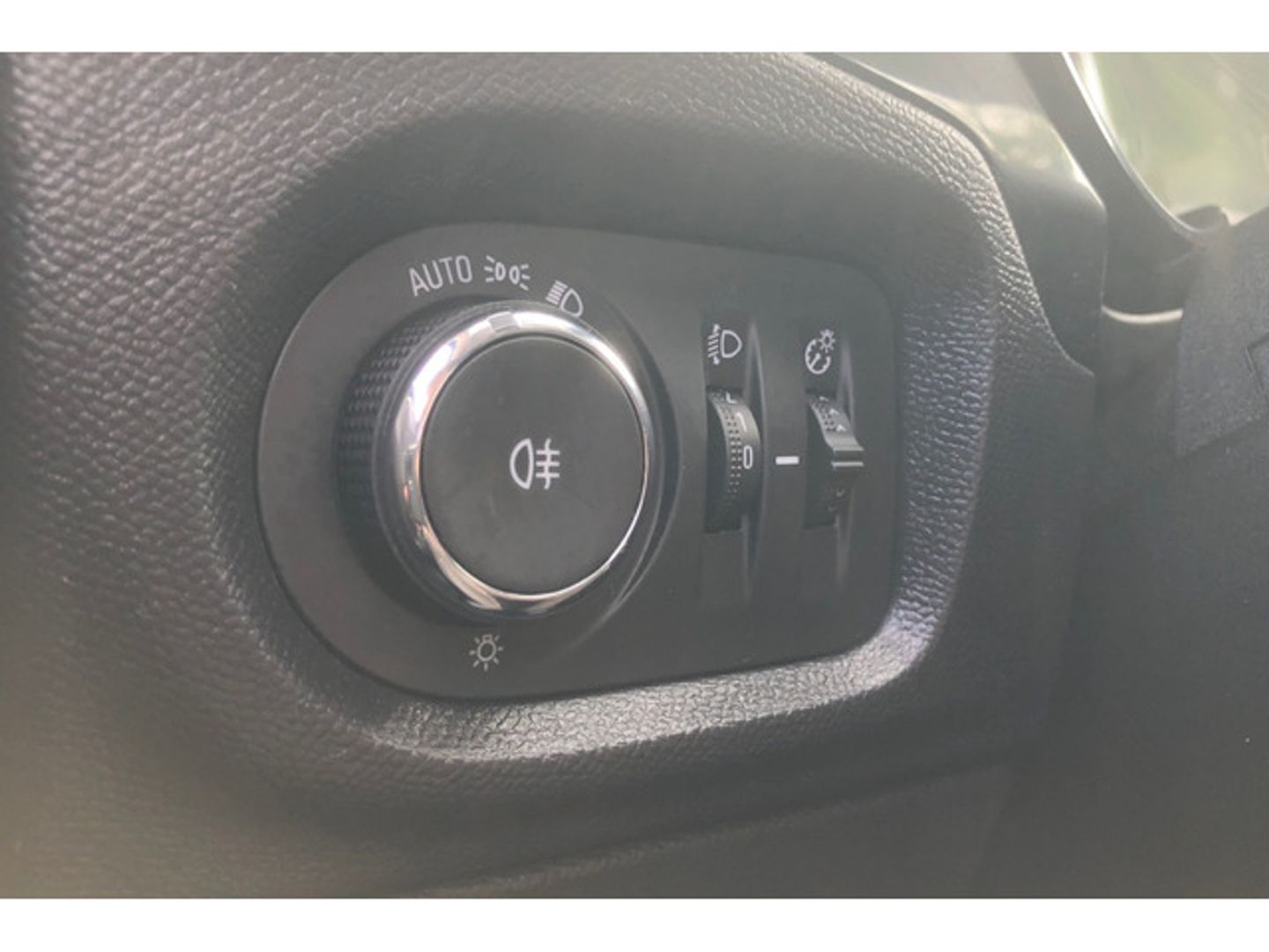 Opel Corsa 1.2 XEL Edition 55 kW (75 CV) Azul Compact