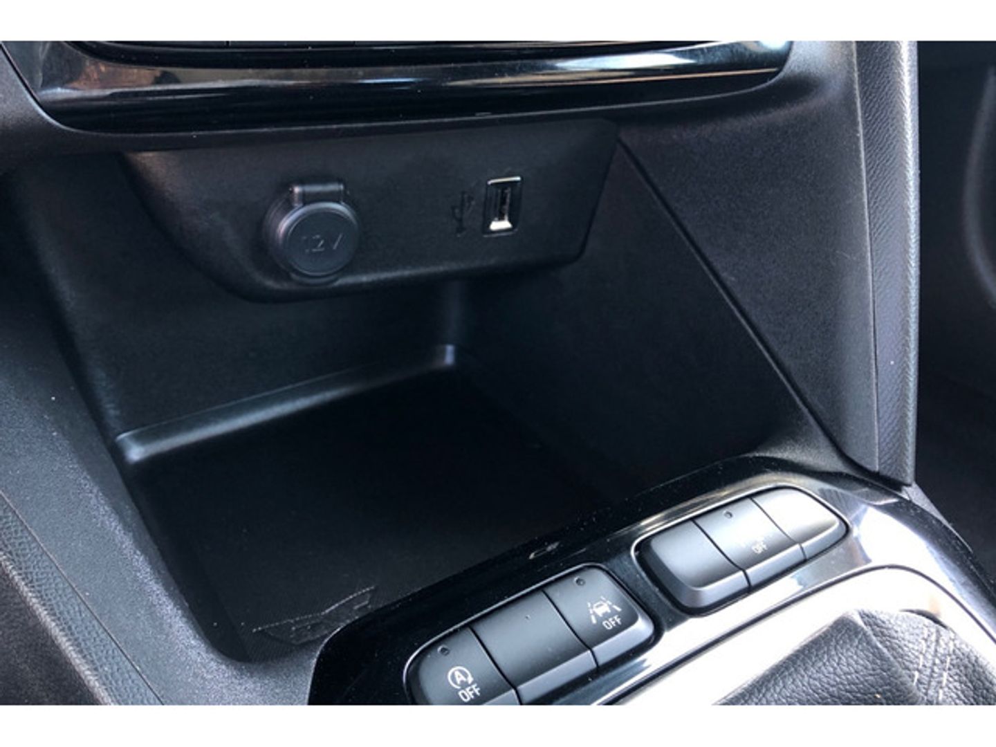 Opel Corsa 1.2 XEL Edition 55 kW (75 CV) Gris Plata Compact