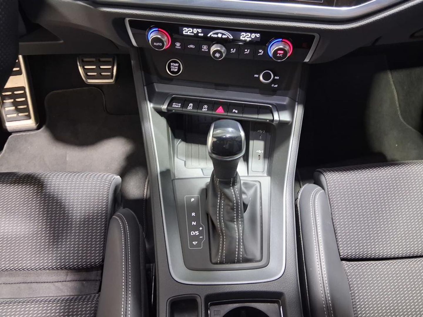 Audi Q3 S line 35 TDI 110 kW (150 CV) S tronic Gris SUV
