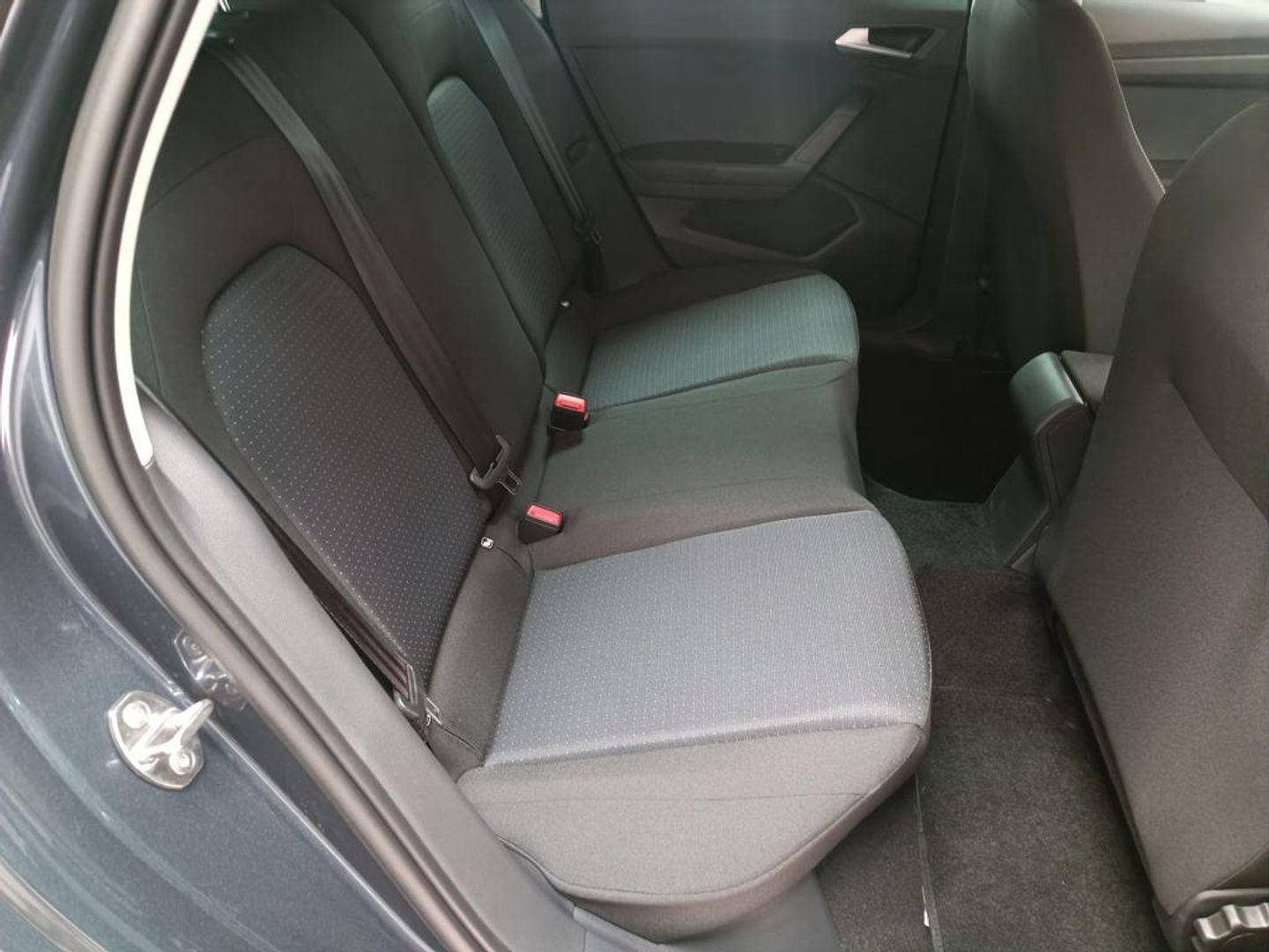 SEAT Arona 1.0 TSI Style Special Edition 85 kW (115 CV) Gris SUV