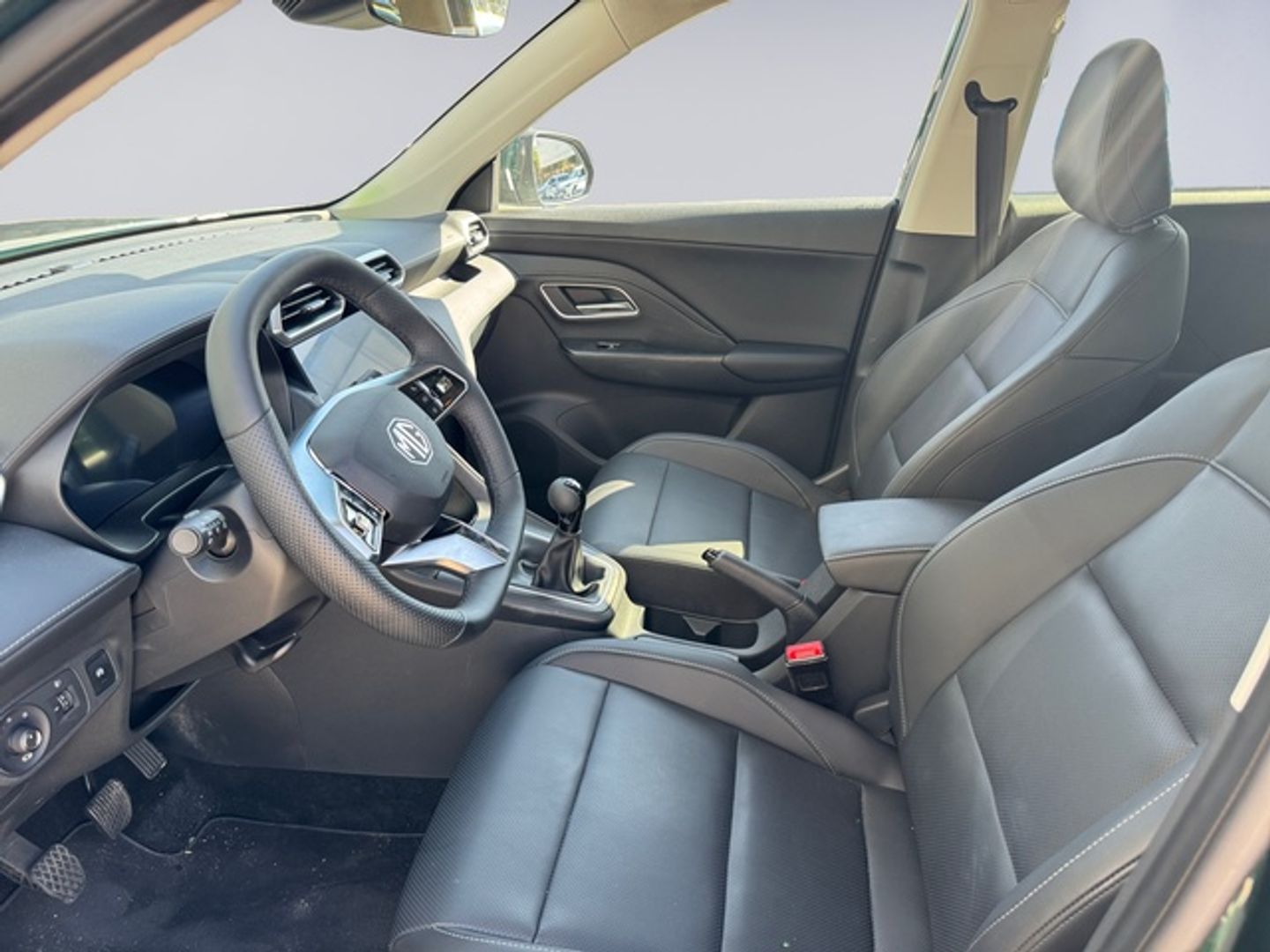 MG ZS 1.5 Comfort 85 kW (116 CV) Verde All Terrain / Pick-up