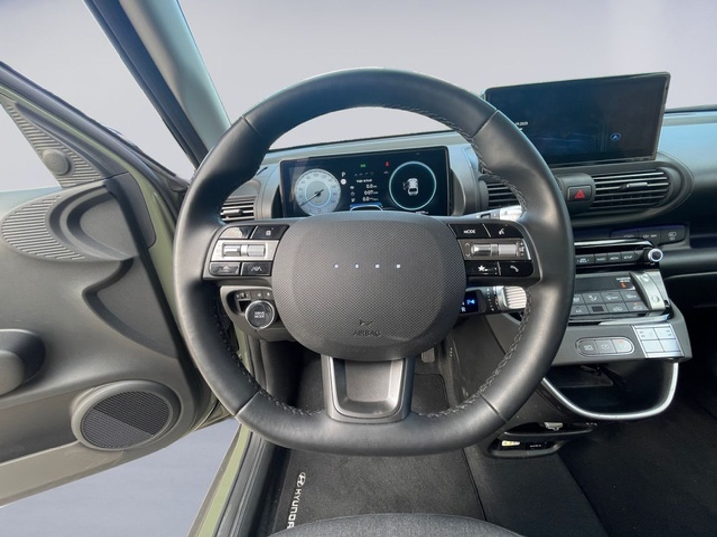 Hyundai Inster 49KWH Tecno 85 kW (115 CV) Verde SUV
