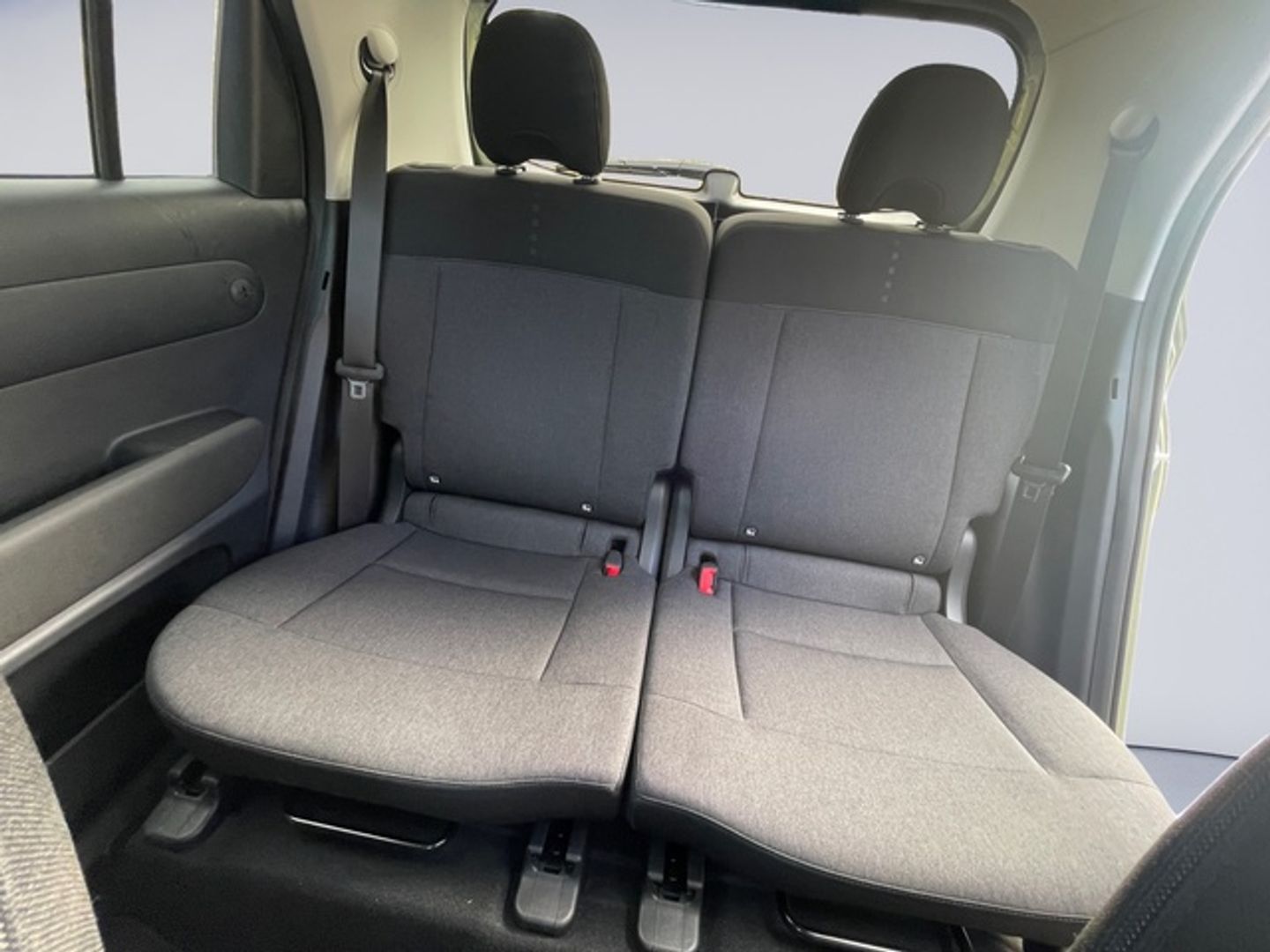 Hyundai Inster 49KWH Tecno 85 kW (115 CV) Verde SUV