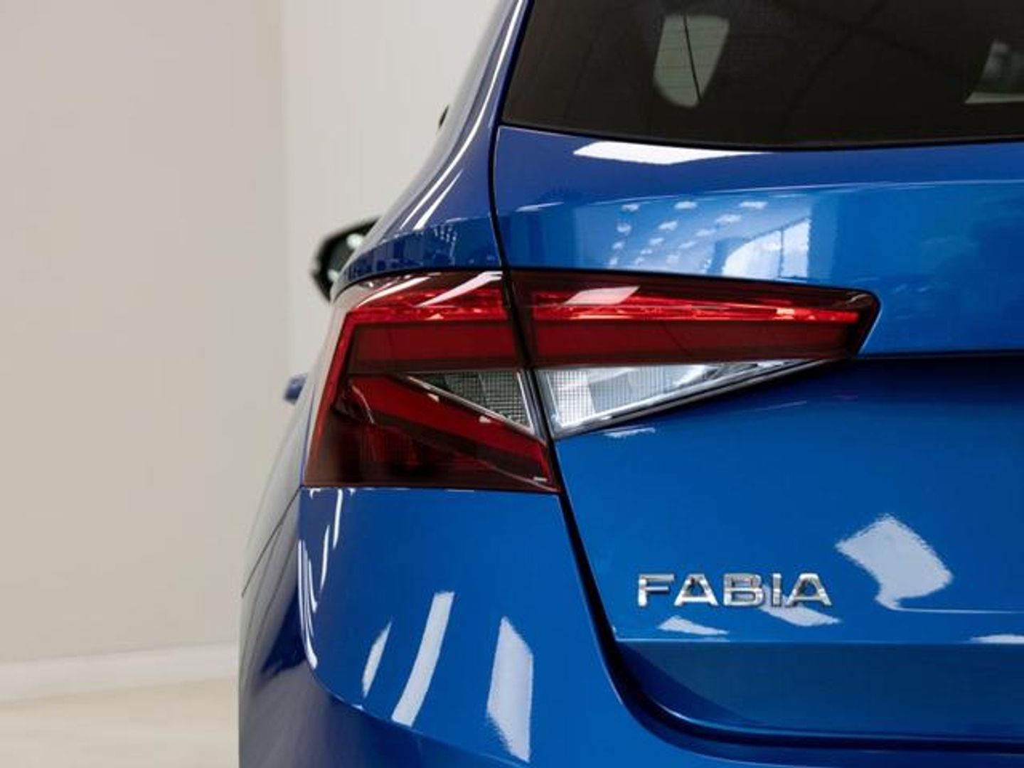 Skoda Fabia 1.0 TSI Design 70 kW (95 CV) Azul Compact