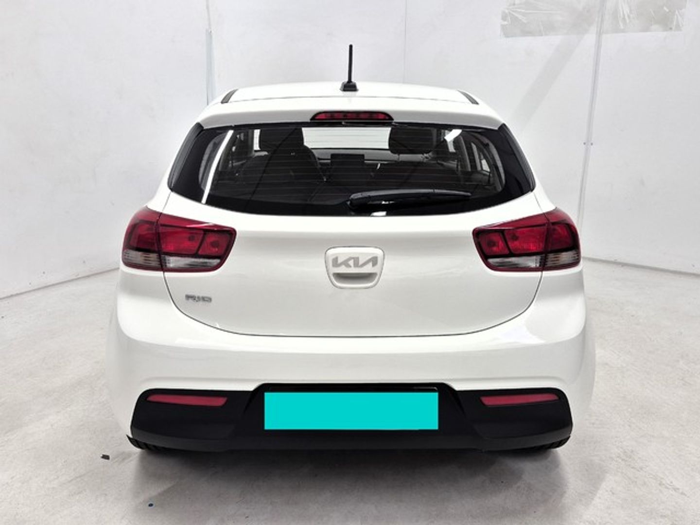 Kia Rio 1.2 DPi Concept 62 kW (84 CV) Blanco Compact