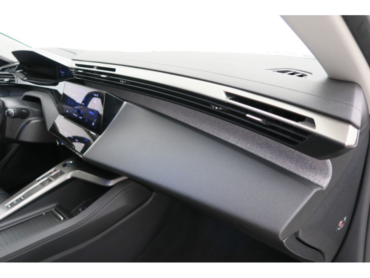 Peugeot 308 PureTech 130 S&S Allure Pack EAT8 96 kW (130 CV) Negro Compact