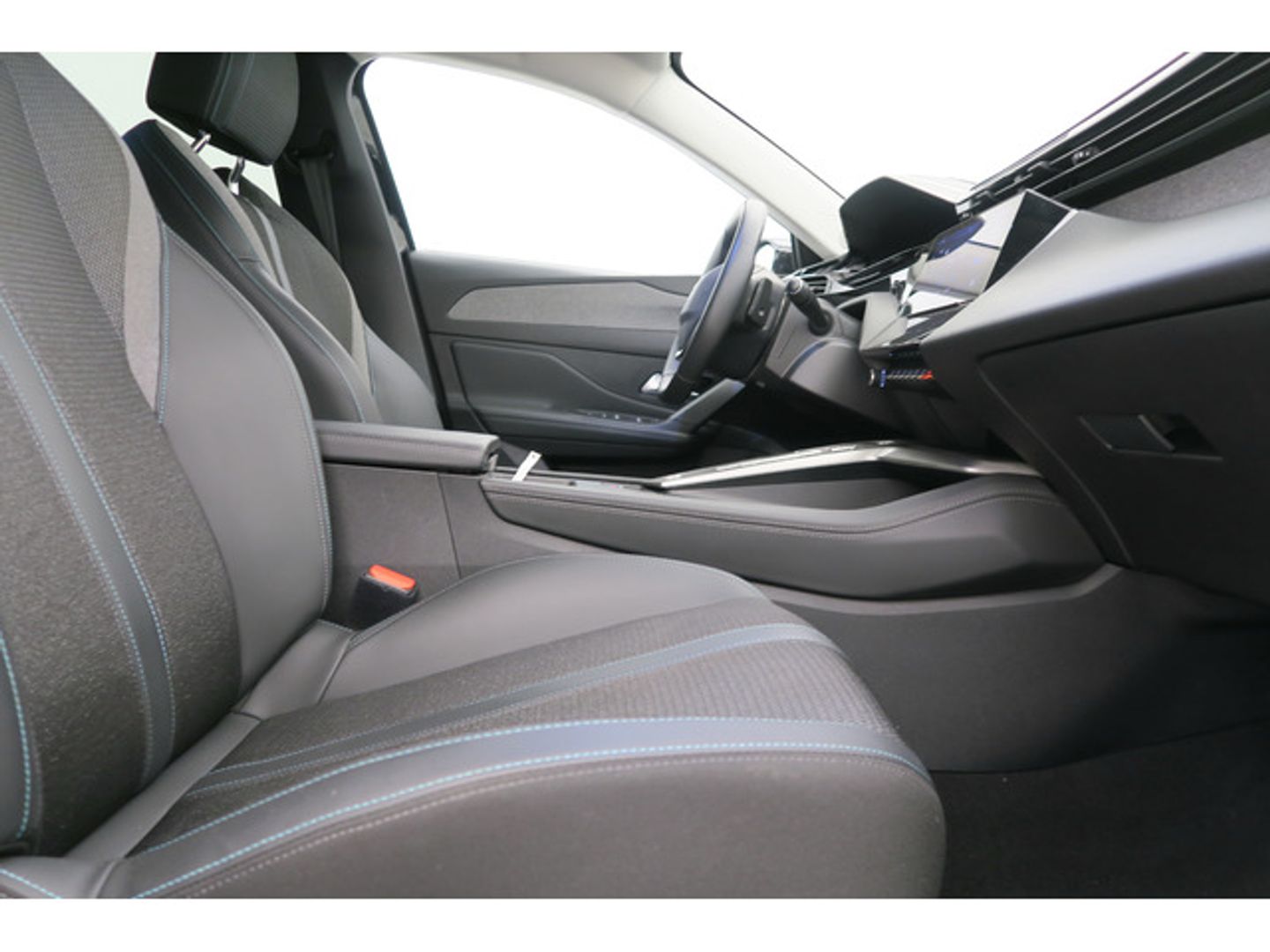 Peugeot 308 PureTech 130 S&S Allure Pack EAT8 96 kW (130 CV) Negro Compact