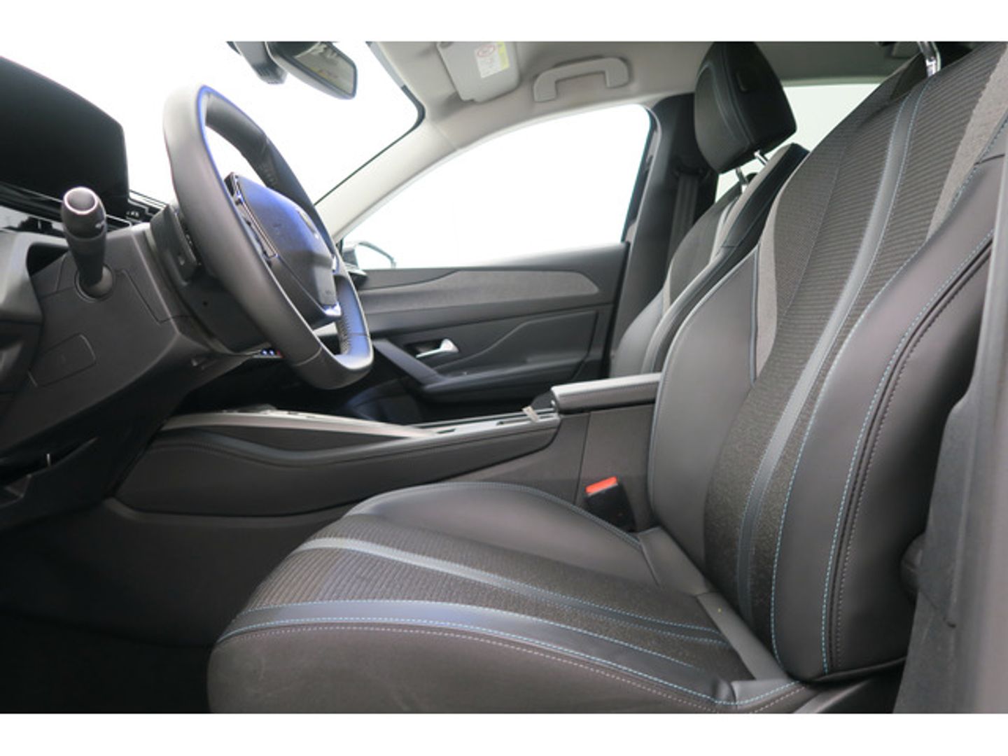 Peugeot 308 PureTech 130 S&S Allure Pack EAT8 96 kW (130 CV) Negro Compact