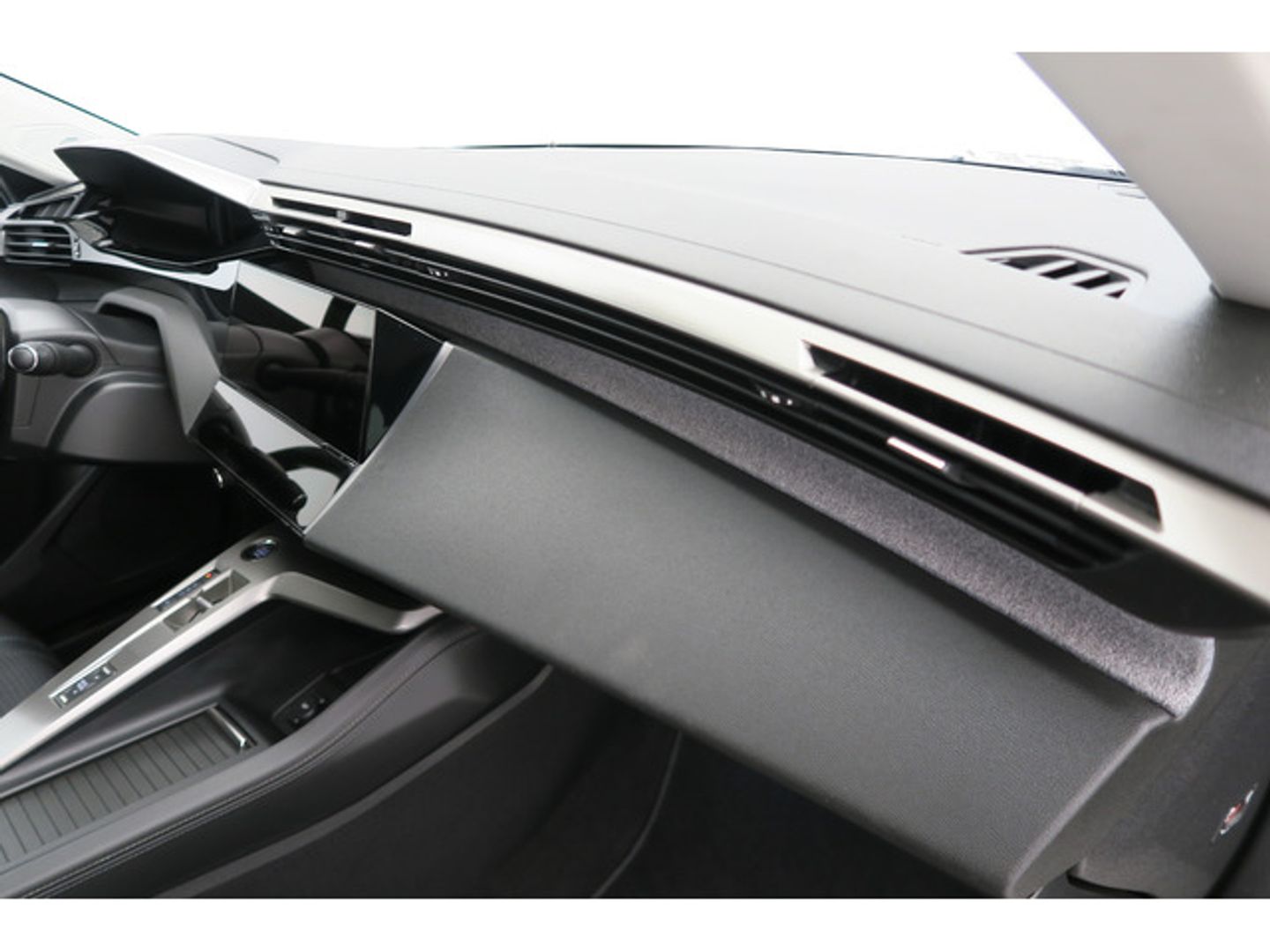 Peugeot 308 PureTech 130 S&S Allure Pack EAT8 96 kW (130 CV) Negro Compact