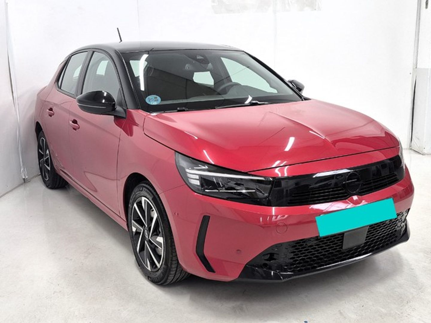 Opel Corsa 1.2 T XHL GS 74 kW (100 CV) Rojo Sedan