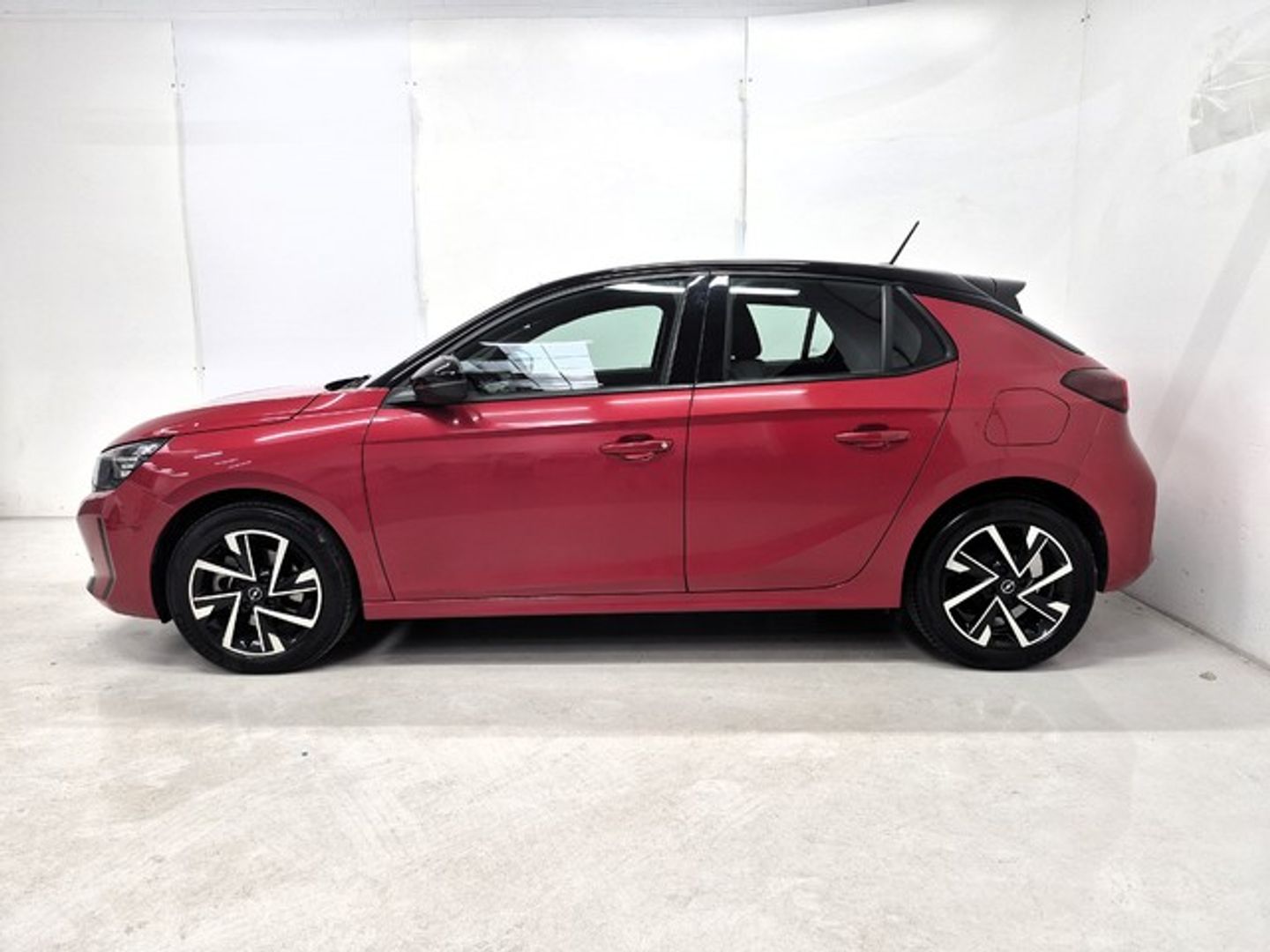 Opel Corsa 1.2 T XHL GS 74 kW (100 CV) Rojo Sedan