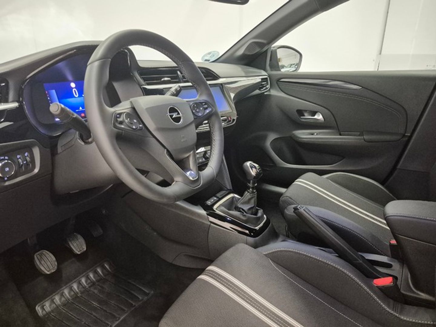 Opel Corsa 1.2 T XHL GS 74 kW (100 CV) Rojo Sedan