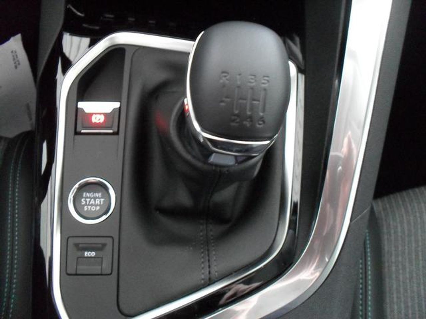 Peugeot 3008 BlueHDi 130 S&S Allure Pack 96 kW (130 CV) Blanco All Terrain / Pick-up