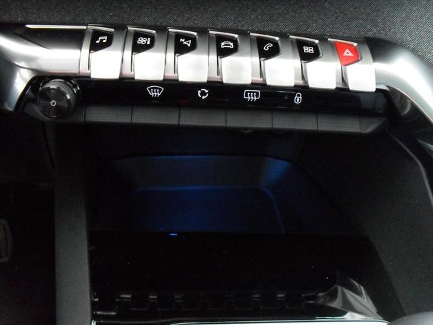 Peugeot 3008 BlueHDi 130 S&S Allure Pack 96 kW (130 CV) Blanco All Terrain / Pick-up
