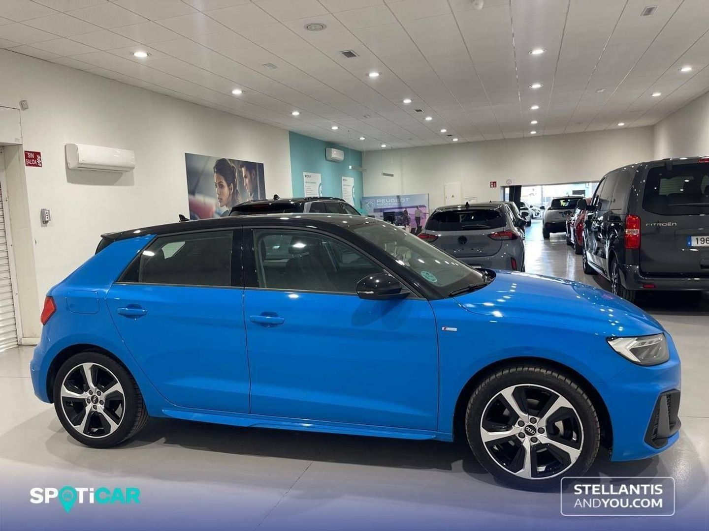 Audi A1 Sportback Adrenalin 30 TFSI 81 kW (110 CV) Azul Compact