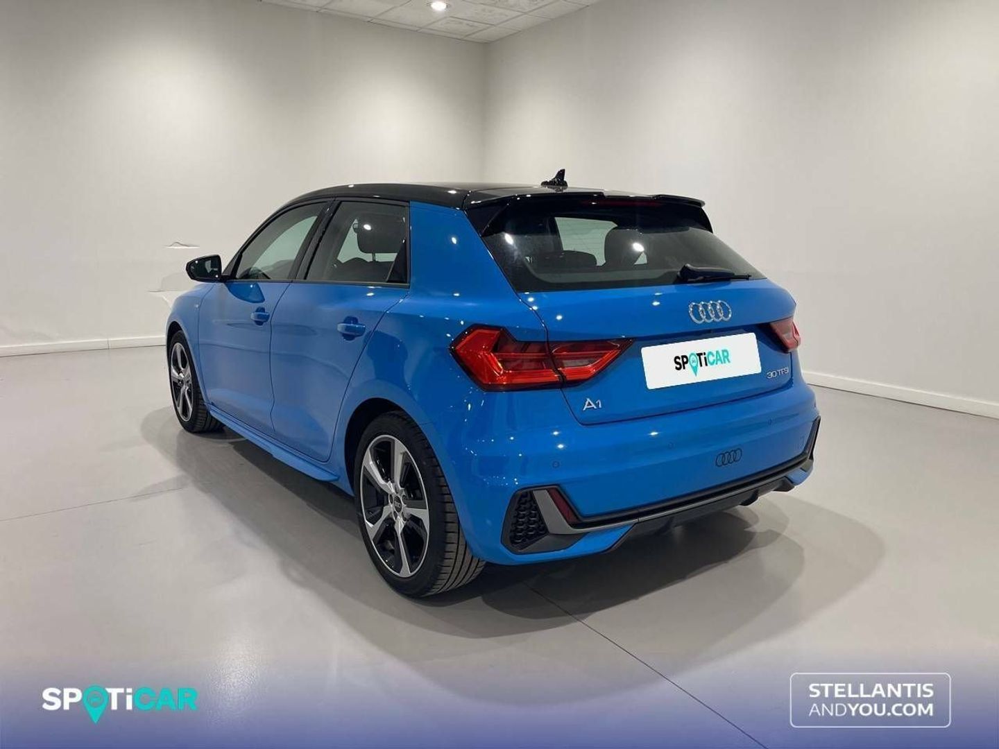 Audi A1 Sportback Adrenalin 30 TFSI 81 kW (110 CV) Azul Compact