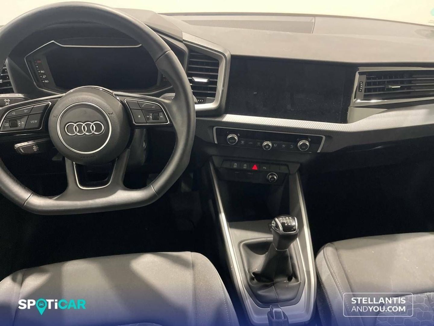 Audi A1 Sportback Adrenalin 30 TFSI 81 kW (110 CV) Azul Compact