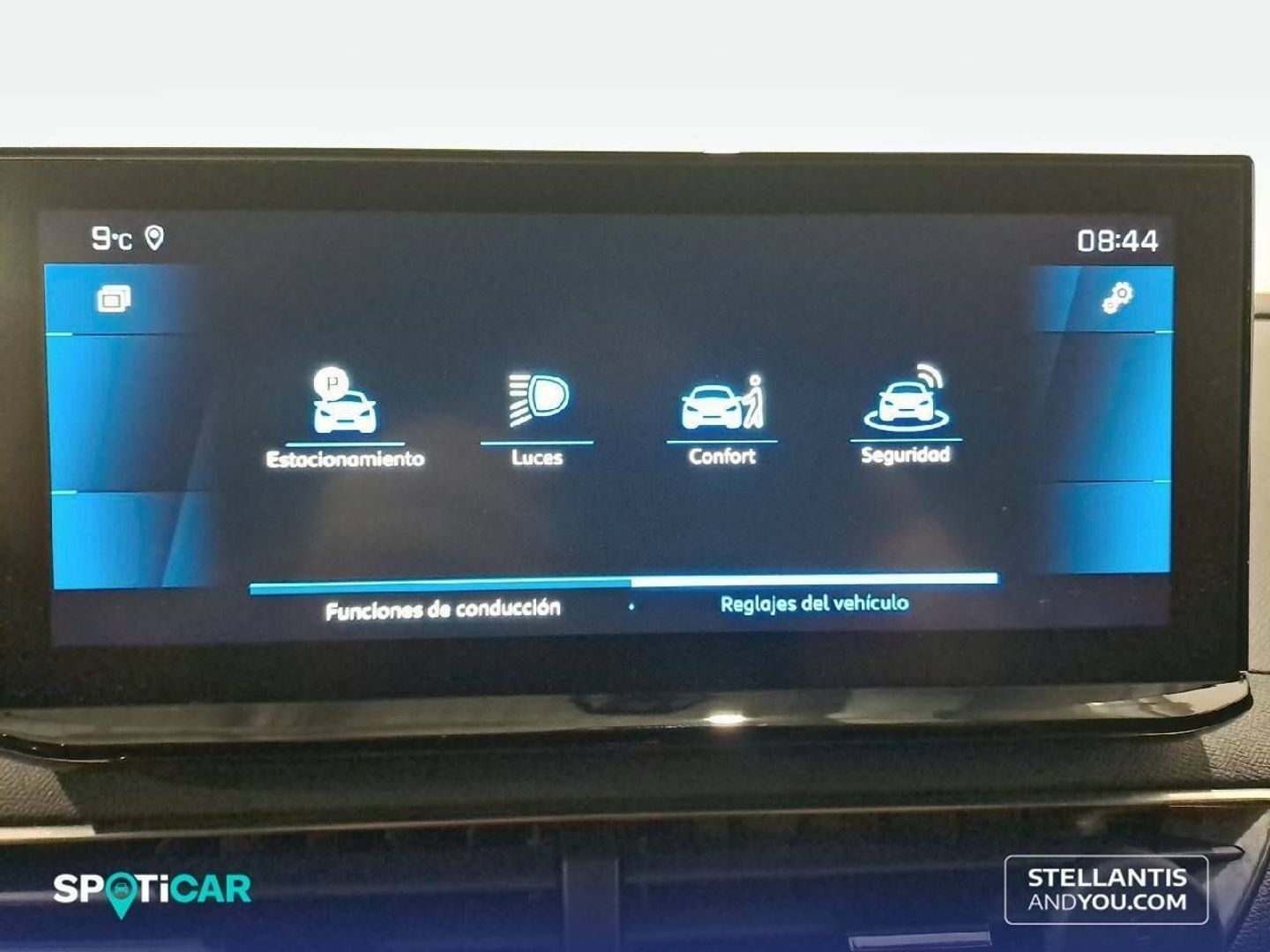Peugeot 3008 BlueHDi 130 S&S Allure Pack EAT8 96 kW (130 CV) Blanco All Terrain / Pick-up